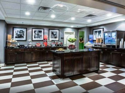 Hotel Hampton